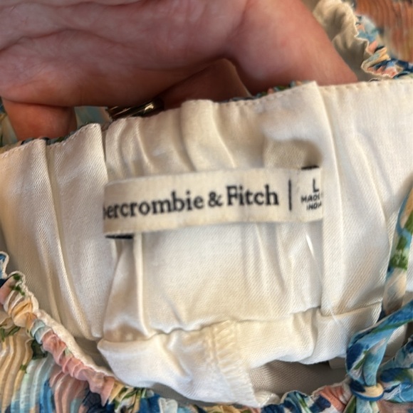 NWT Abercrombie & Fitch Vibrant Printed Crinkle Pleated Mini Dress Large - Picture 2 of 7